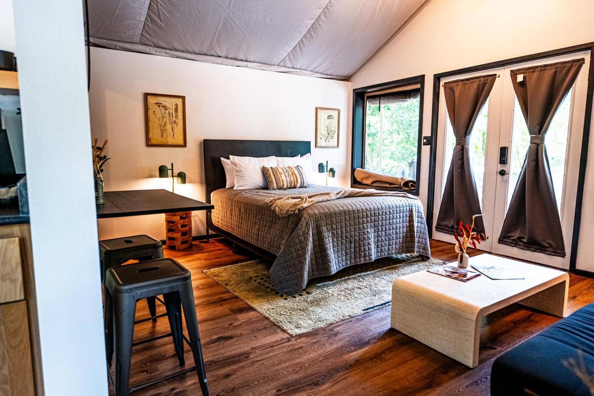 Starlight Haven Hot Springs Hotel Buitenkant foto